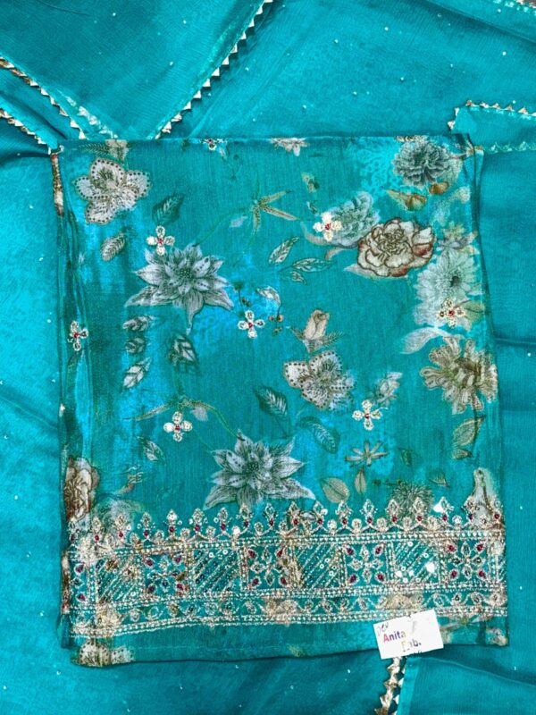 Ready made causal suit